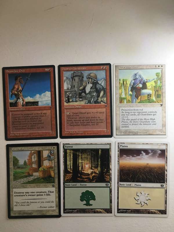 MAGIC THE GATHERING - 6 RANDOM CARDS FOR R20 GET YOURS NOW!!!!