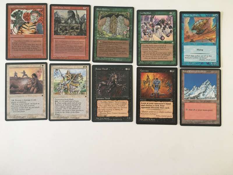 MAGIC THE GATHERING - LOT OF 10 RANDOM CARDS R40 GET YOURS NOW