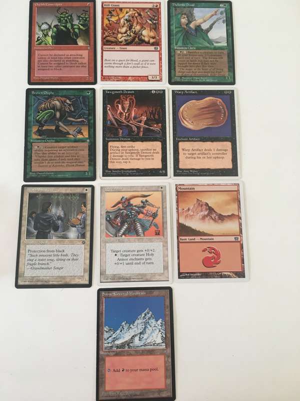 MAGIC THE GATHERING LOT OF 10  CARDS FOR R40 !!!! GET YOURS NOW