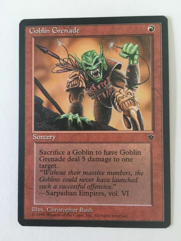 MAGIC THE GATHERING- LOT OF 8 RANDOM CARDS - R30 GET  YOURS NOW!!!!!