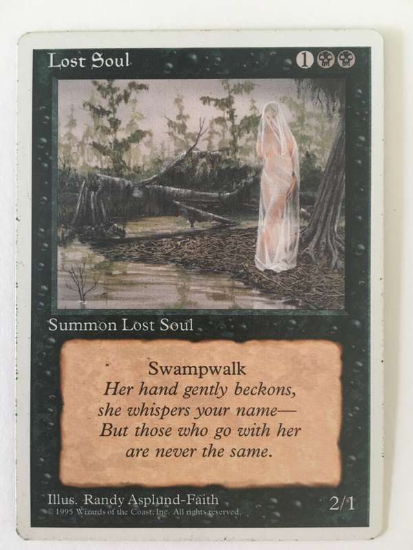 MAGIC THE GATHERING- LOT OF 8 RANDOM CARDS - R30 GET  YOURS NOW!!!!!