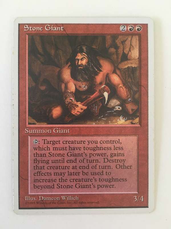 MAGIC THE GATHERINGLOT OF 8 RANDOM CARDS  R30 GET YOURS NOW!!!!!