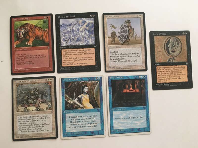 MAGIC THE GATHERING LOT OF 7 CARDS FOR R28 GET YOURS NOW!!!!!