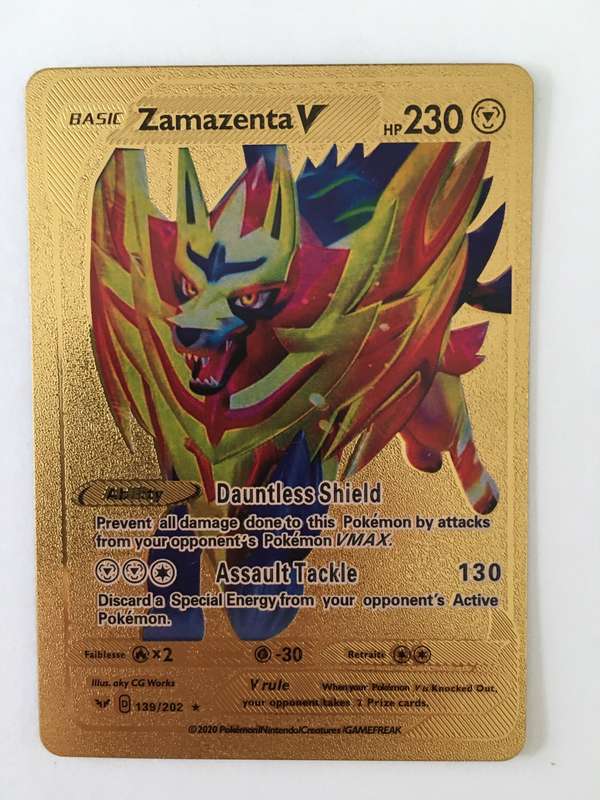 LOVELY GOLD PLASTIC TRADING CARD POKEMON - ZAMAZENTA - 2015
