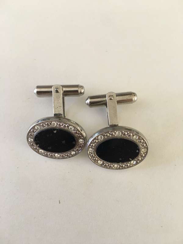 LOVELY VINTAGE MENS CUFF LINKS WITH CUBIC SECONIA NOT SURE IF PLATED