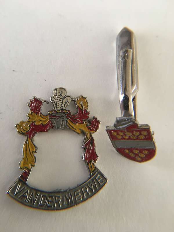VINTAGE FAMILY CREST VAN DER MERWE  CUFF LINKS