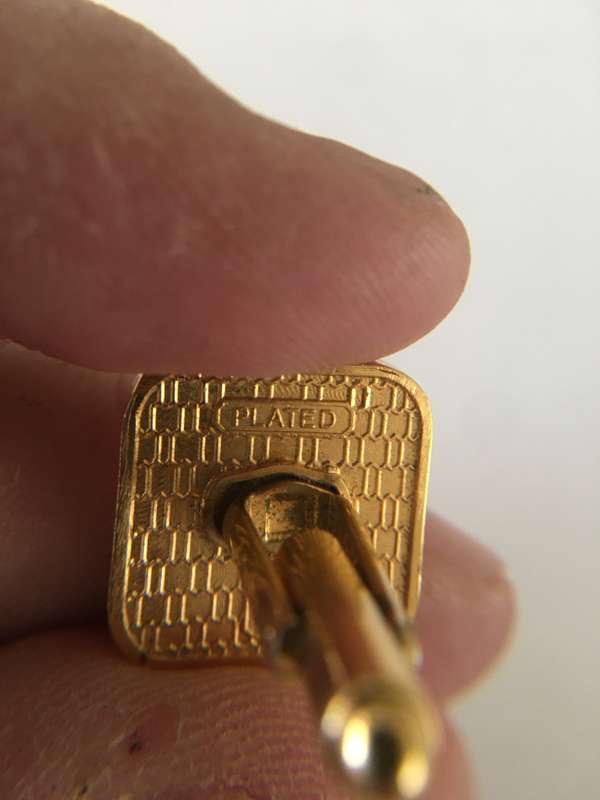 LOVELY VINTAGE FNB GOLD PLATED MENS CUFF LINKS