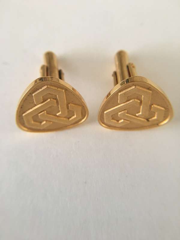 LOVELY VINTAGE  MENS CUFF LINKS WITH LOGO GOLD PLATED