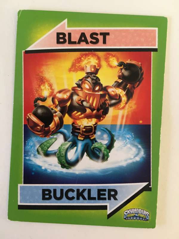 TOPPS - SKYLANDERS - TRADING CARD - BLAST BUCKLER