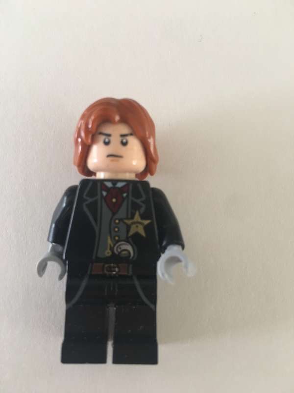 LOVELY  LEGO  LOT OF SMALL FIGURES  7 IN TOTAL