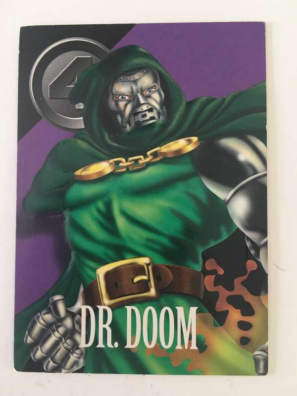 LOVELY  DC TRADING  CARD -  DR. DOOM