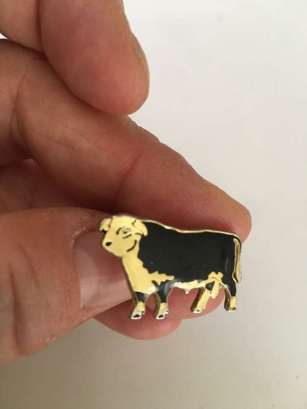 LOVELY COW  CUFF LINK