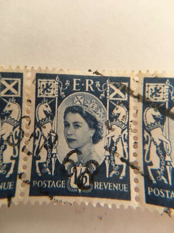 SCOTLAND QUEEN ELIZABETH WILDING SERIES TRIPLE