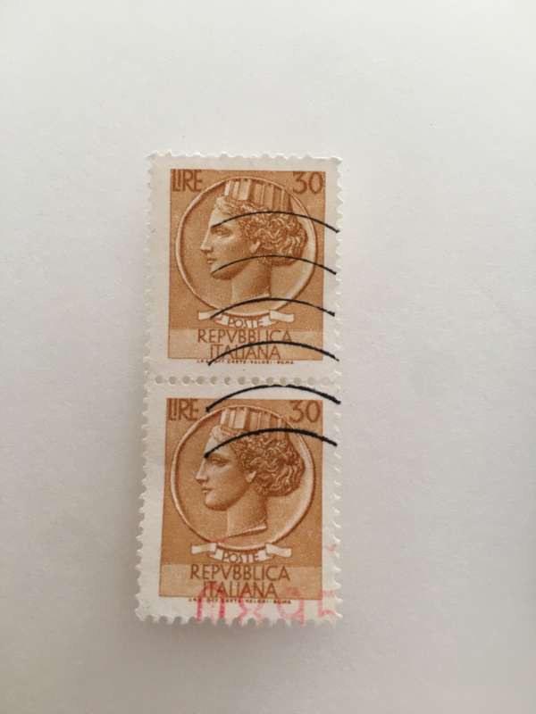 ITALY 30 LIRE USED PAIR