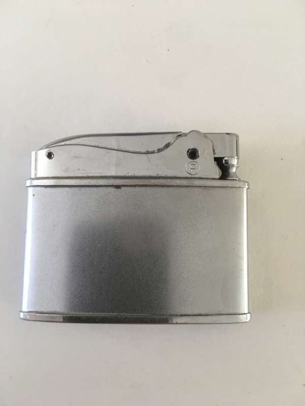 VINTAGE PENGUIN LIGHTER