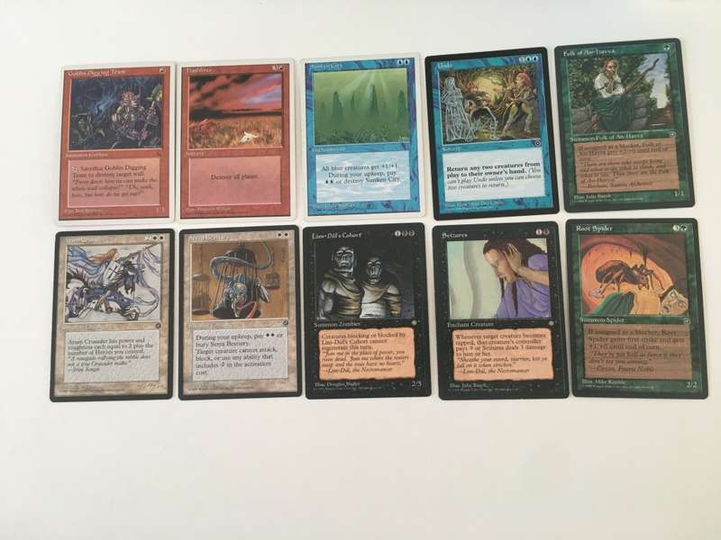 MAGIC THE GATHERING LOT OF 10 CARDS FOR R40 GET YOURS NOW!!!!!
