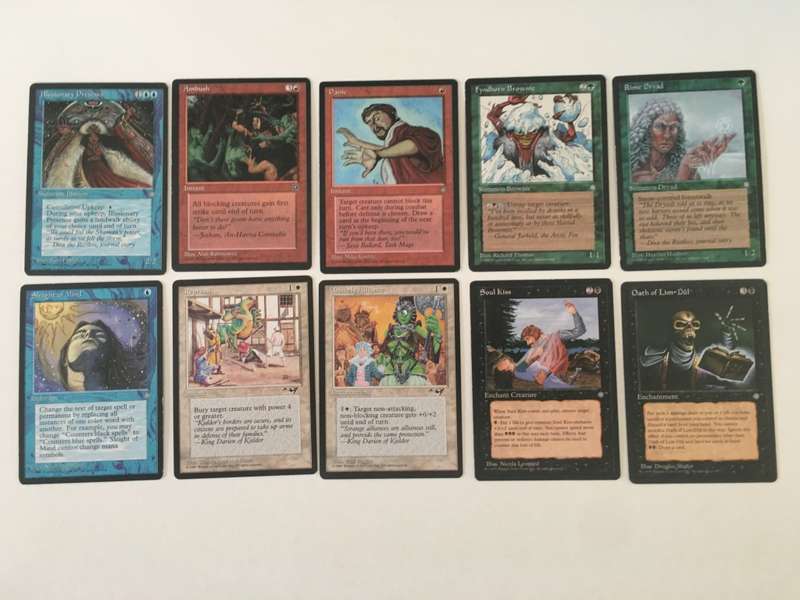 MAGIC THE GATHERING LOT OF 10 CARDS FOR R40 GET YOURS NOW!!!!!