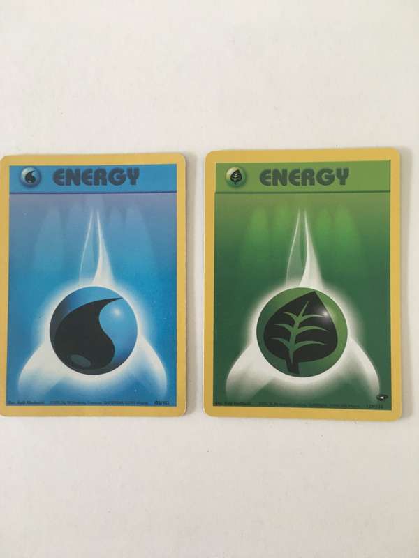 POKEMON 2 ENERGY CARDS R6