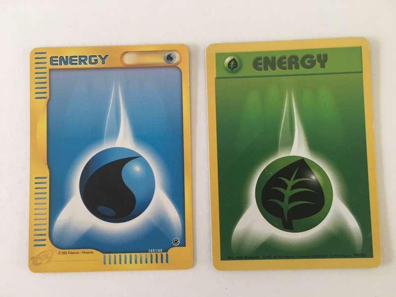 POKEMON 2 ENERGY CARDS