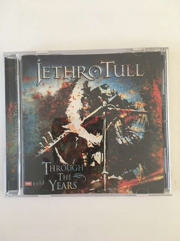 AUTOGRAPHED / SIGNED - HEAVY METAL GROUP - JETHRO TULL - FREE JETHRO TULL CD HALF SIZE OF A4