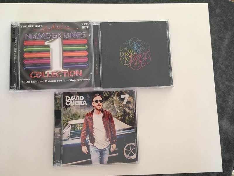 LOVELY 3  MUSIC CD`S - COLDPLAY - DAVID GUETTA /  THE ULTIMATE NUMBER ONES