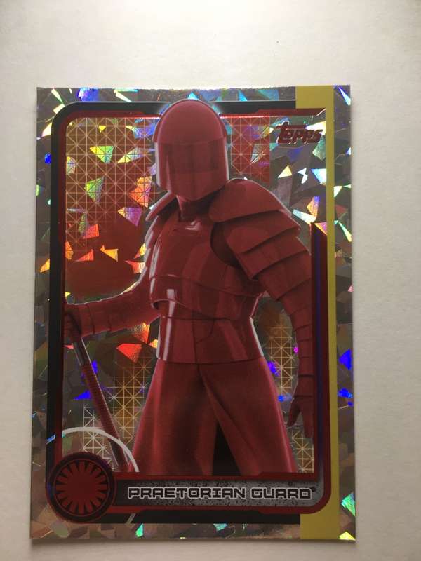 TOPPS -  STAR WARS CARD - THE LAST JEDI  - HOLOGRAPHIC CARD / PRAETORIAN GURRO