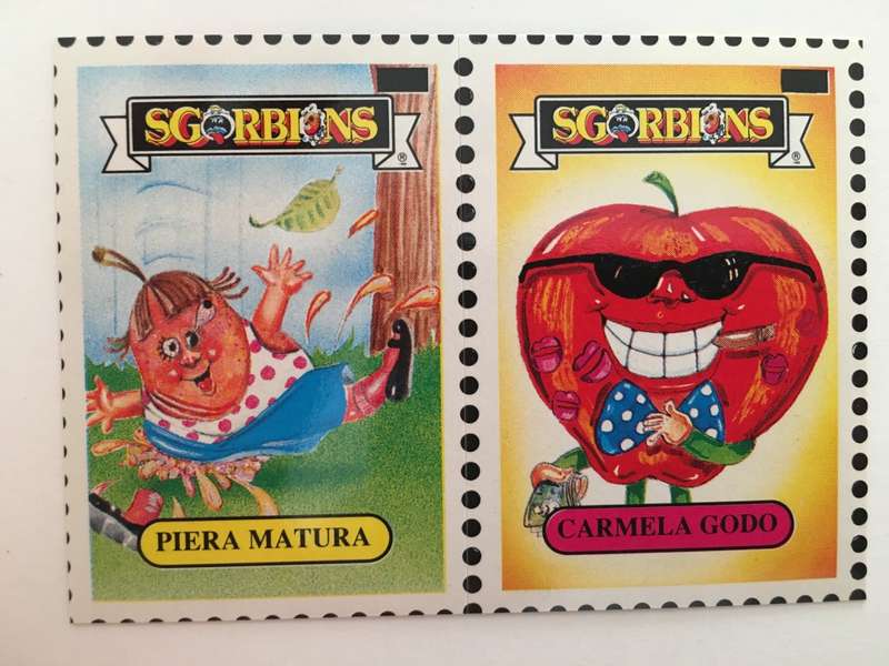 VINTAGE ITALIAN MINT SET OF 2 GARBAGE PAIL KIDS - 1989