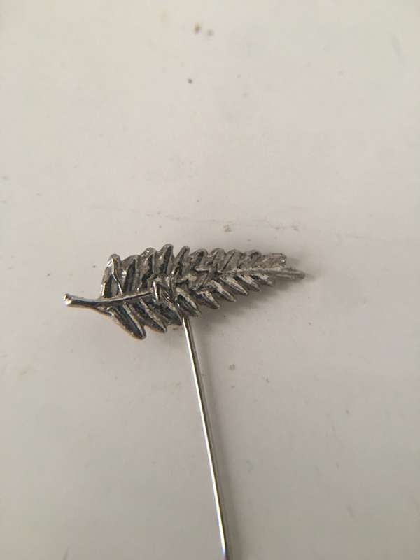 LOVELY VINTAGE - ALL BLACKS / NEW ZEALAND BADGE