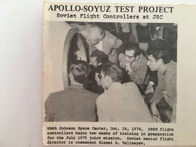 VINTAGE POSTCARD TYPE - APOLLO-SOYUZ TEST PROJECT  1974