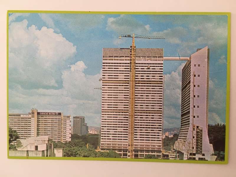 VINTAGE POSTCARD -CARACAS / SOUTH AMERICA