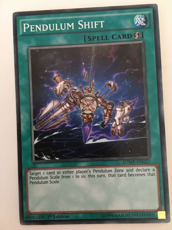 YU-GI-OH TRADING CARD - PENDULUM SHIFT