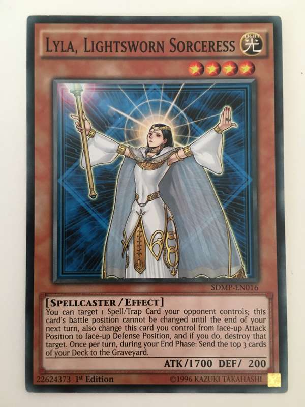 YU-GI-OH TRADING CARD - LYLA LIGHTSWORN SORCERESS