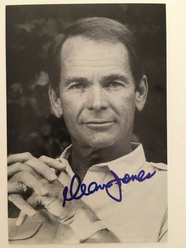 AUTOGRAPHED/ SIGNED - DEAN JONES ACTED CLEAR AND PRESENT DANGER    10 cm  x  15 cm