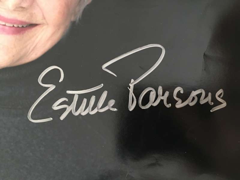 AUTOGRAPHED SIGNED ESTELLE PARSONS - ROSEANNE  A4 SIZE