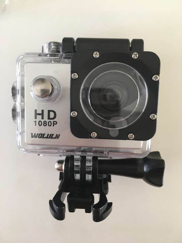 LOVELY WOLULIN GO PRO AS NEW IN WATER PROOF CASE FULL HD 1080P (SPORTS CAMERA)