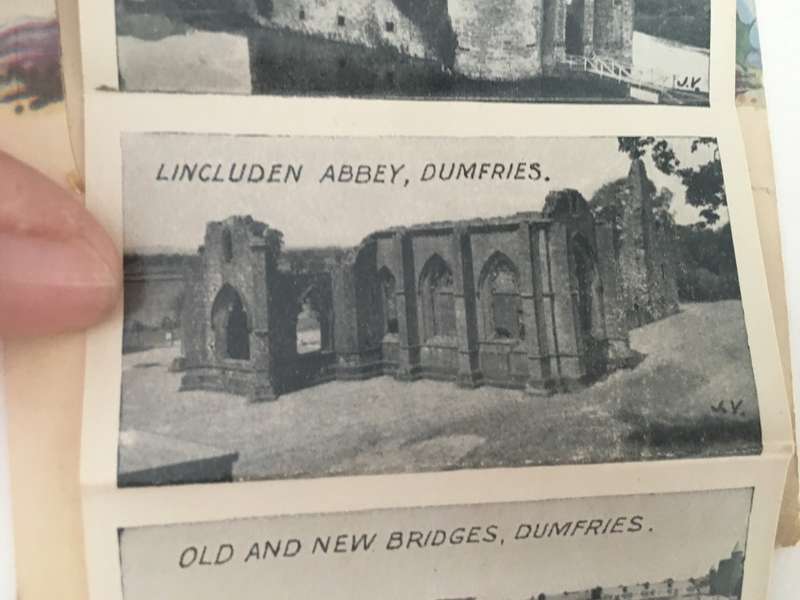 VINTAGE TO ANTIQUE POSTCARD WITH PULL OUT PICTURES AND 3 OLD STAMPS