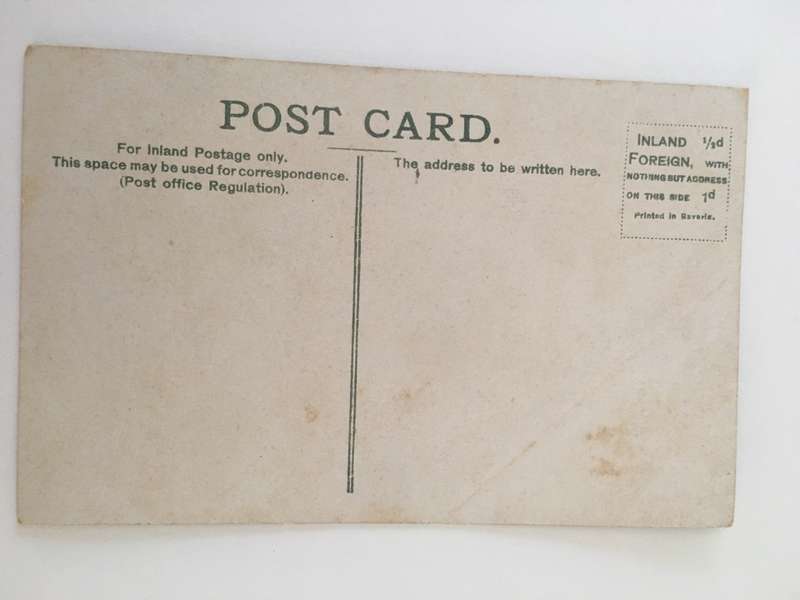 VINTAGE TO ANTIQUE POSTCARD - TRAFALGAR  SQUARE LONDON