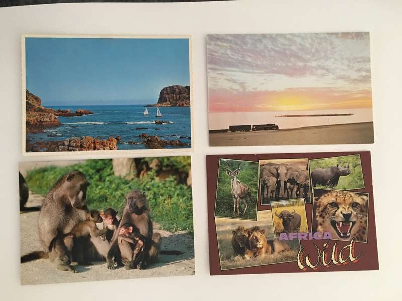 VINTAGE LOT OF 4  POSTCARDS