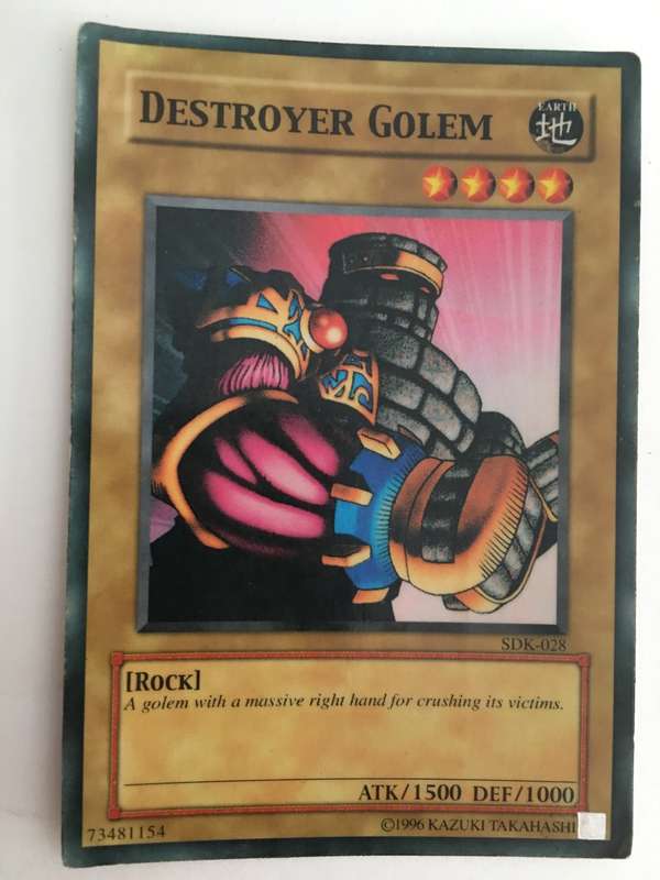 YU-GI-OH TRADING CARD - DESTROYER GOLEM