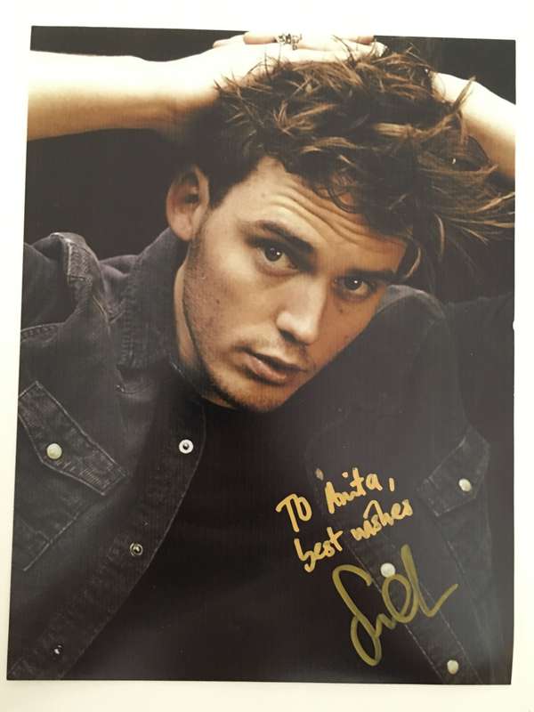 AUTOGRAPHED / SIGNED - SAM CLAFLIN  THE HUNGER GAMES  A4 SIZE