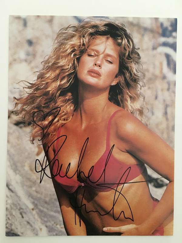 PRINTED AUTOGRAPH  - RACHEL  HUNTER / MODEL    -   13 1/2 CM   X  18 CM