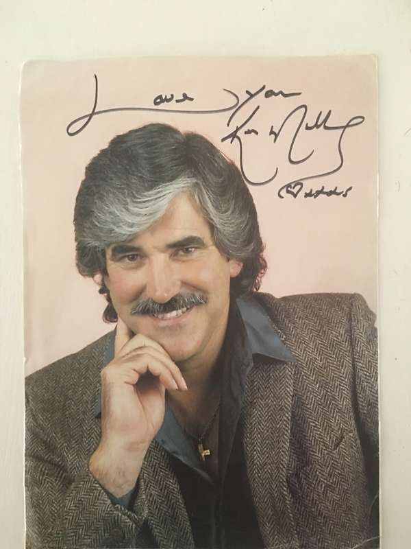 AUTOGRAPHED / SIGNED KEN MULLEN SOUTH AFRICAN SINGER A4 SIZE