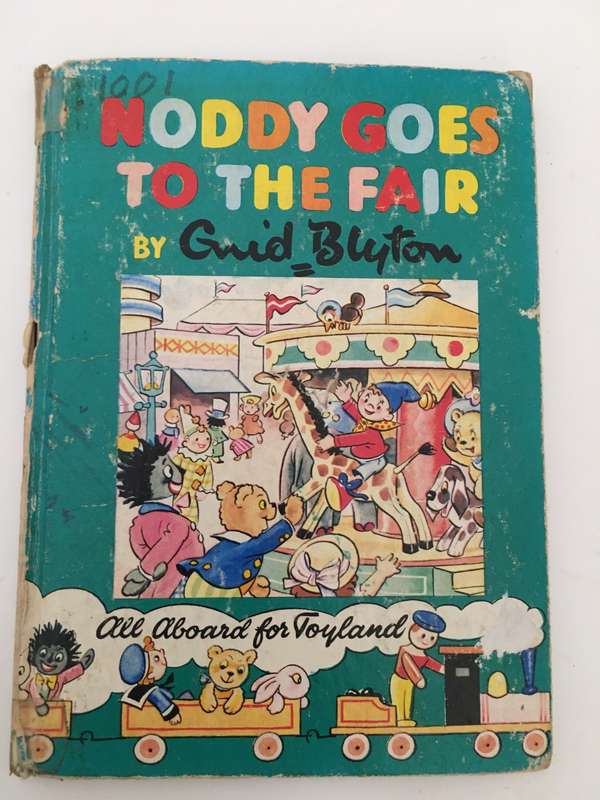 VINTAGE NODDY GOES TO THE FAIR - BOOK 21 - 1960