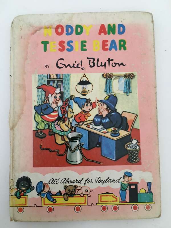 VINTAGE - NODDY AND TESSIE BEAR BY ENID BLYTON - BOOK NO 12. - 1961