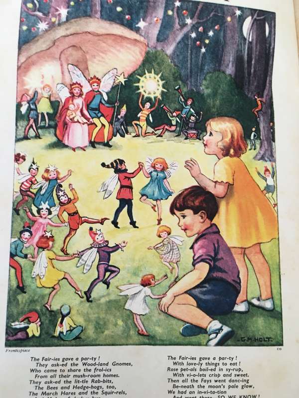 LOVELY VINTAGE CHICK`S OWN ANNUAL - 1949