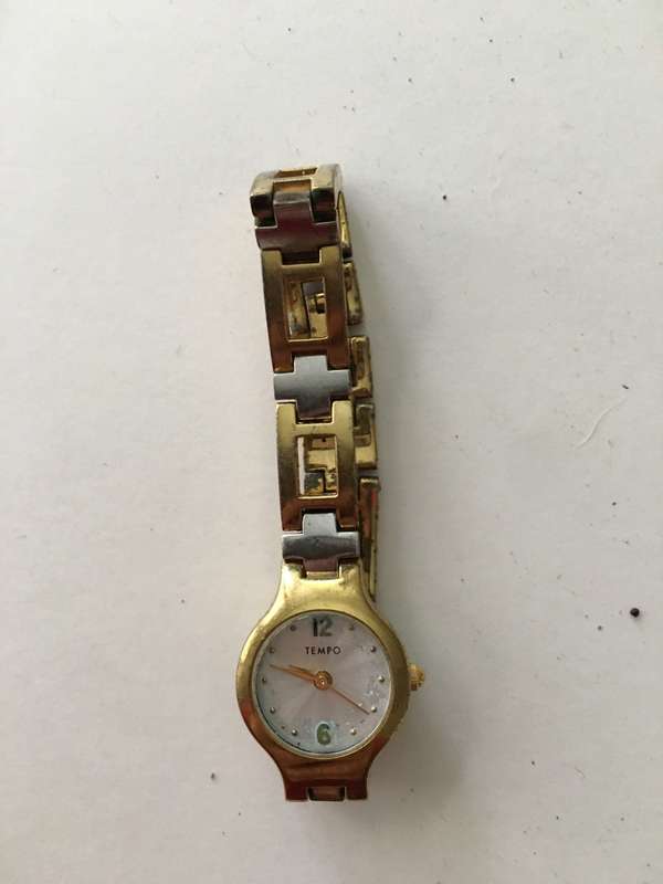 VINTAGE LADIES TEMPO WATCH