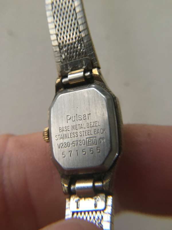 VINTAGE LADIES WATCH PULSAR