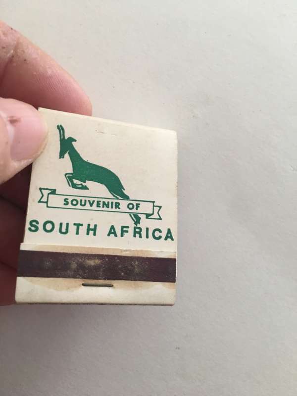 VINTAGE MATCH BOOK -SOUVENIR OF SOUTH AFRICA