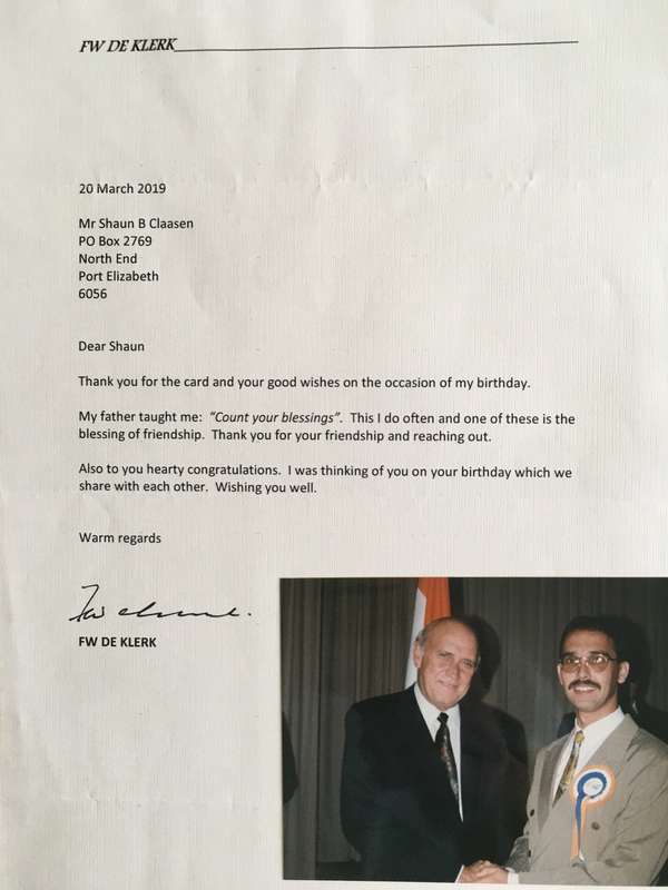 LOVELY SIGNED LETTER OF PAST PRESIDENT  FW DE KLERK AND SMALL PRESS PHOTO