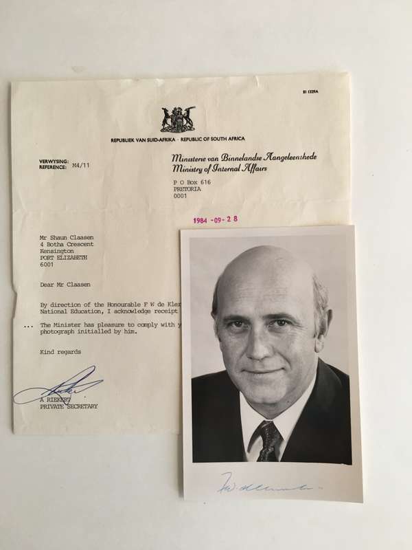 VINTAGE AUTOGRAPH OF MINISTER OF INTERNAL AFFAIRS - PAST PRESIDENT ALSO - FW DE KLERK